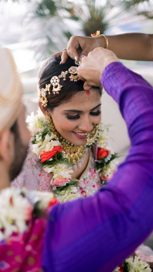 Koli Mahavar bride and groom